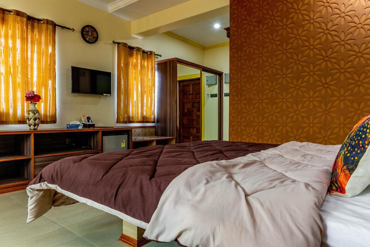 Jm Vista Suites Mapusa Exterior foto